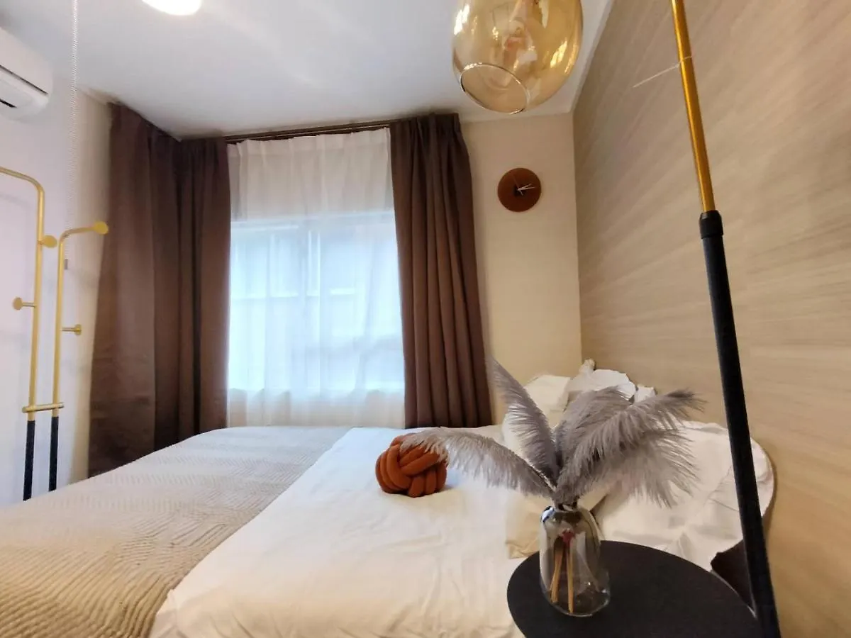 Apartment B23新宿商圈 车站徒步5分-Shinjuku Area Max 5P Tokyo Japan