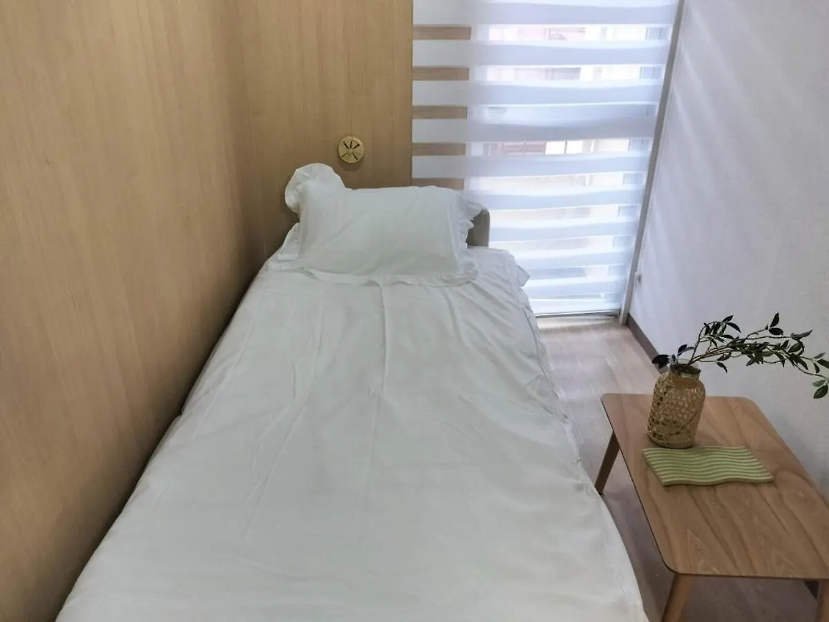 B23新宿商圈 车站徒步5分-Shinjuku Area Max 5P Tokyo